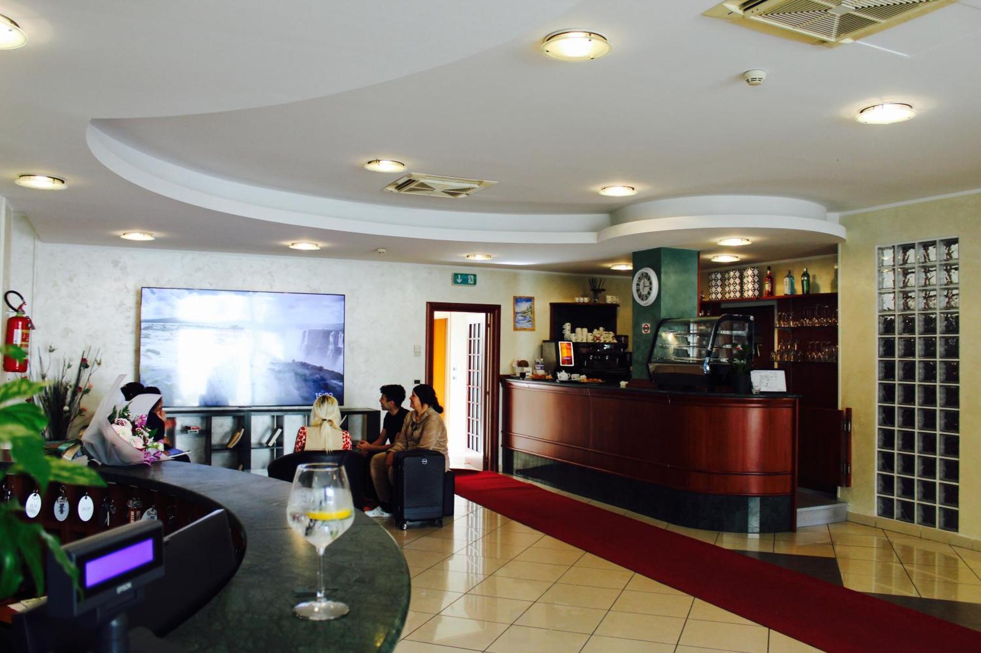 Blue Loft Hotel Cesenatico Dış mekan fotoğraf